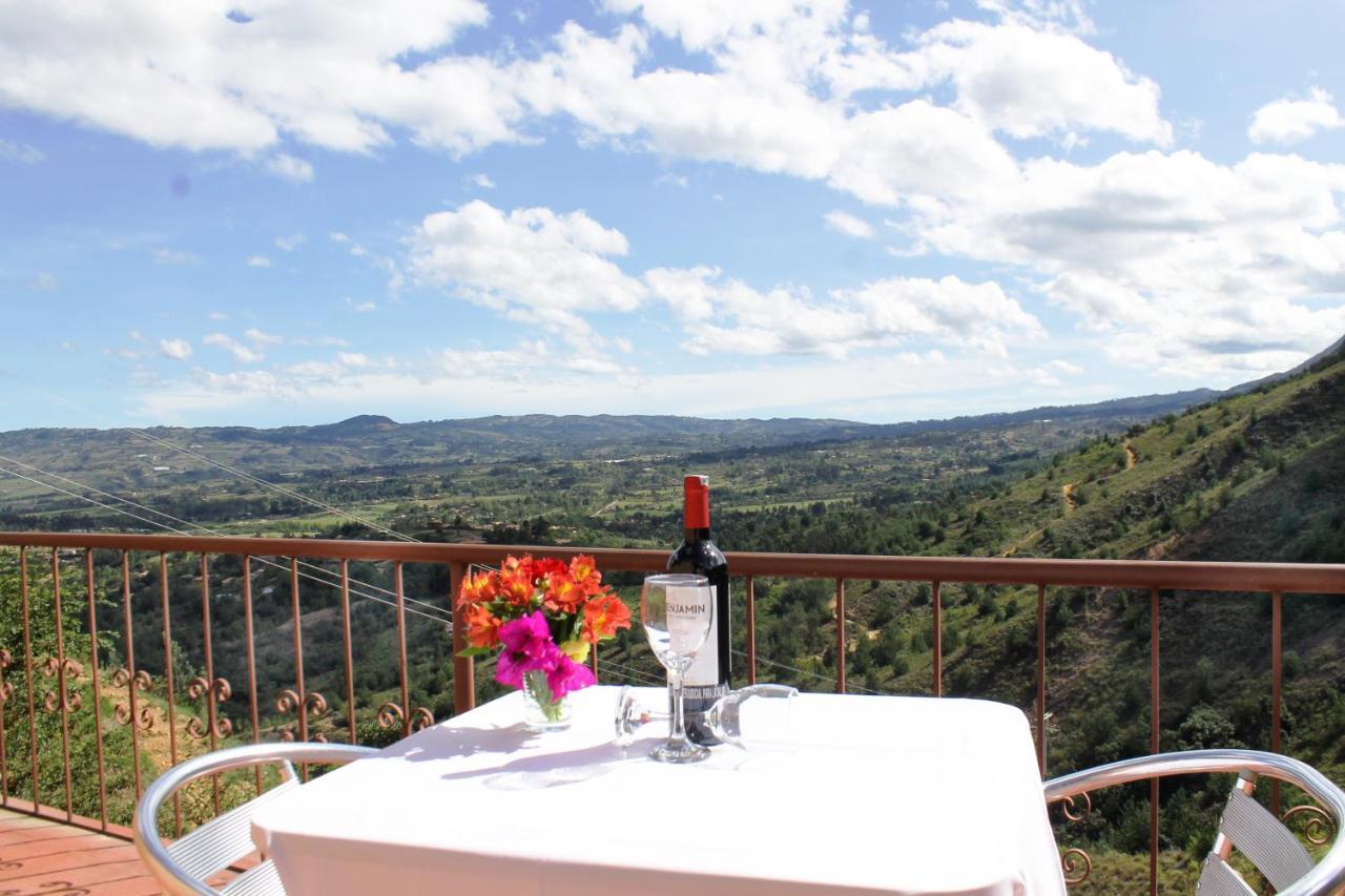 Suites Arcoiris Villa de Leyva Eksteriør billede